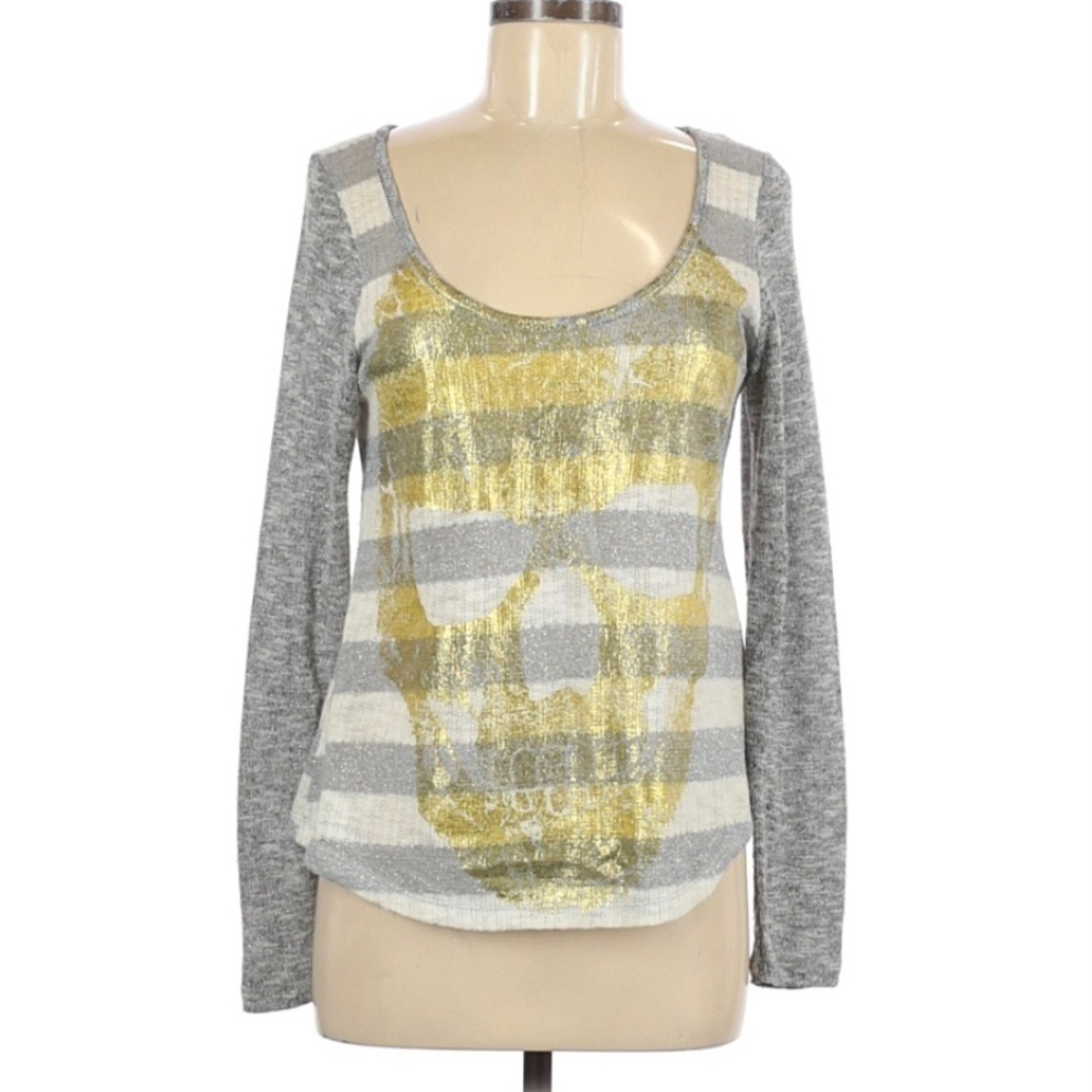 THE Classic Striped Skull T-shirt Size Medium